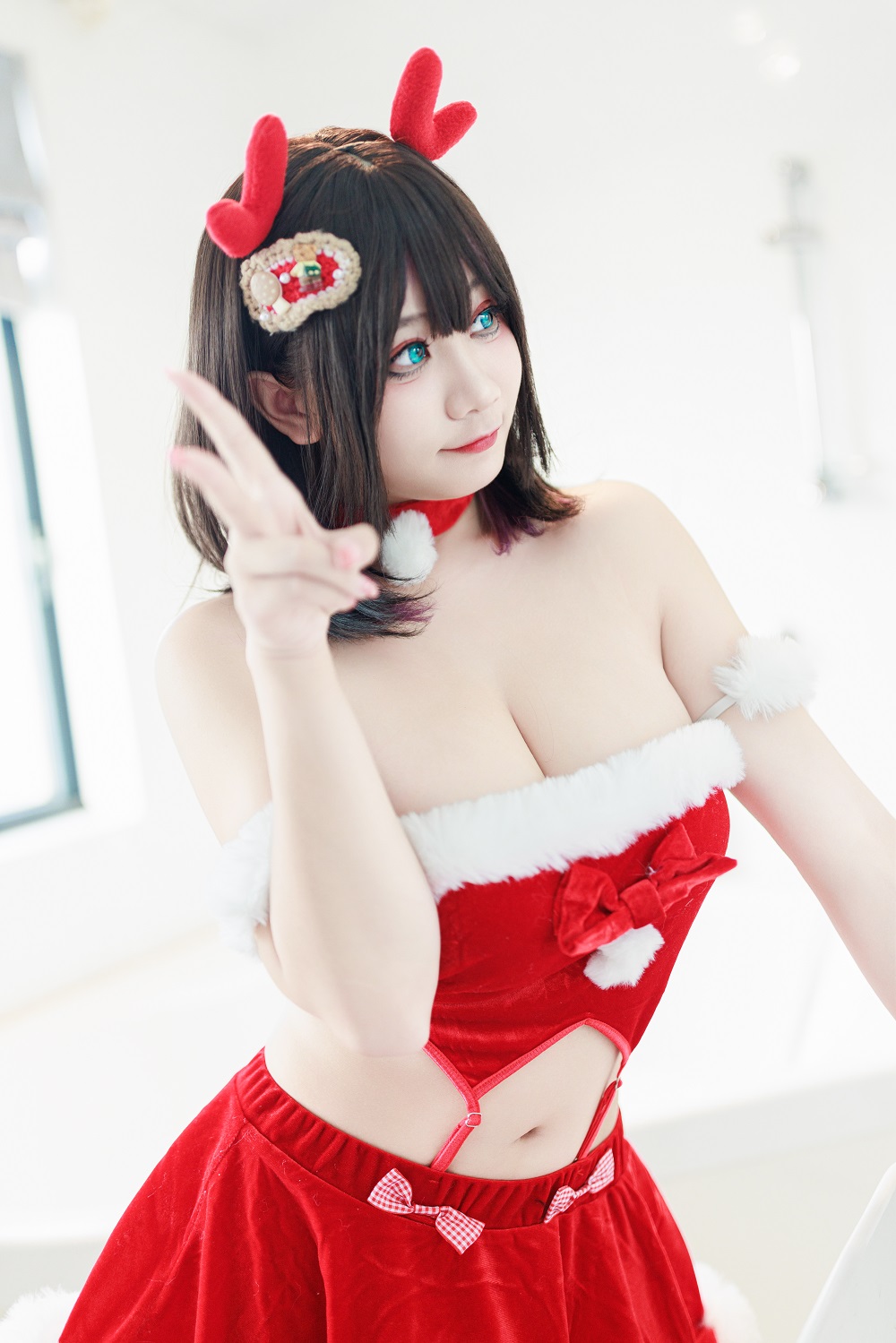阿雪雪yuki-圣诞居家[83P+2V] COS网红博主 预览1图