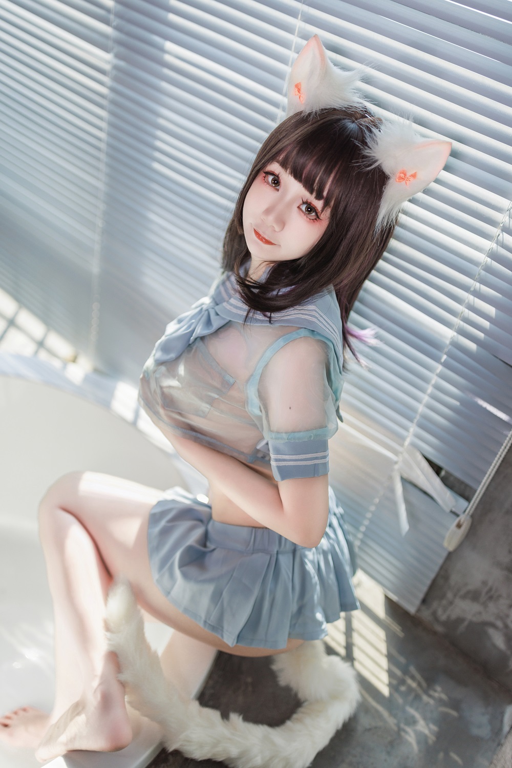 阿雪雪yuki-蓝色透明JK[56P] COS网红博主 预览1图