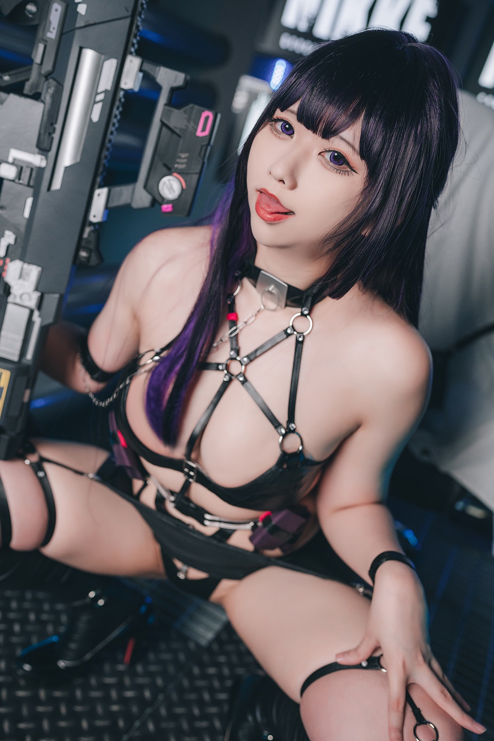 小空Sora-Nikke胜利女神-米哈拉[23P] COS网红博主 预览2图