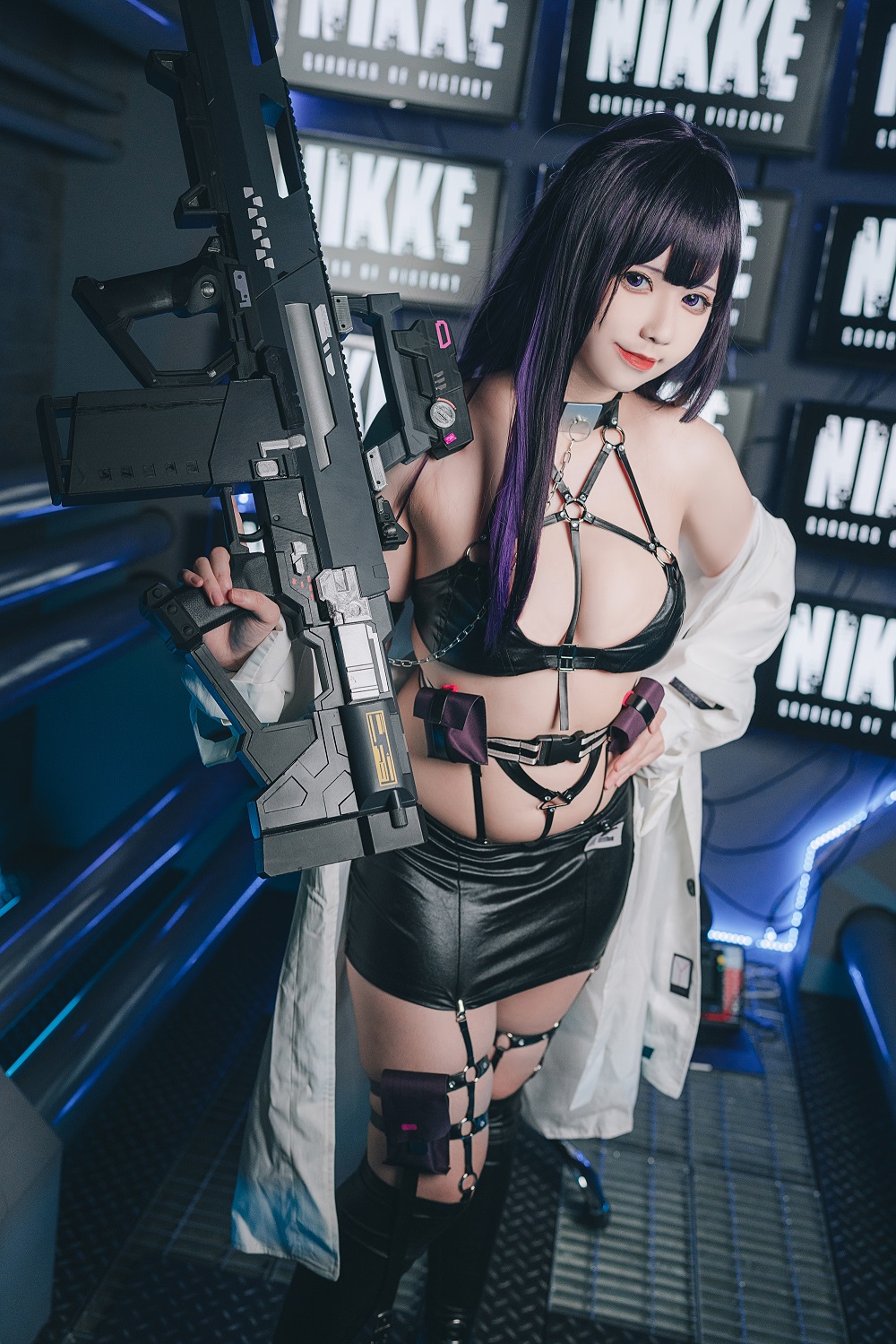小空Sora-Nikke胜利女神-米哈拉[23P] COS网红博主 预览1图
