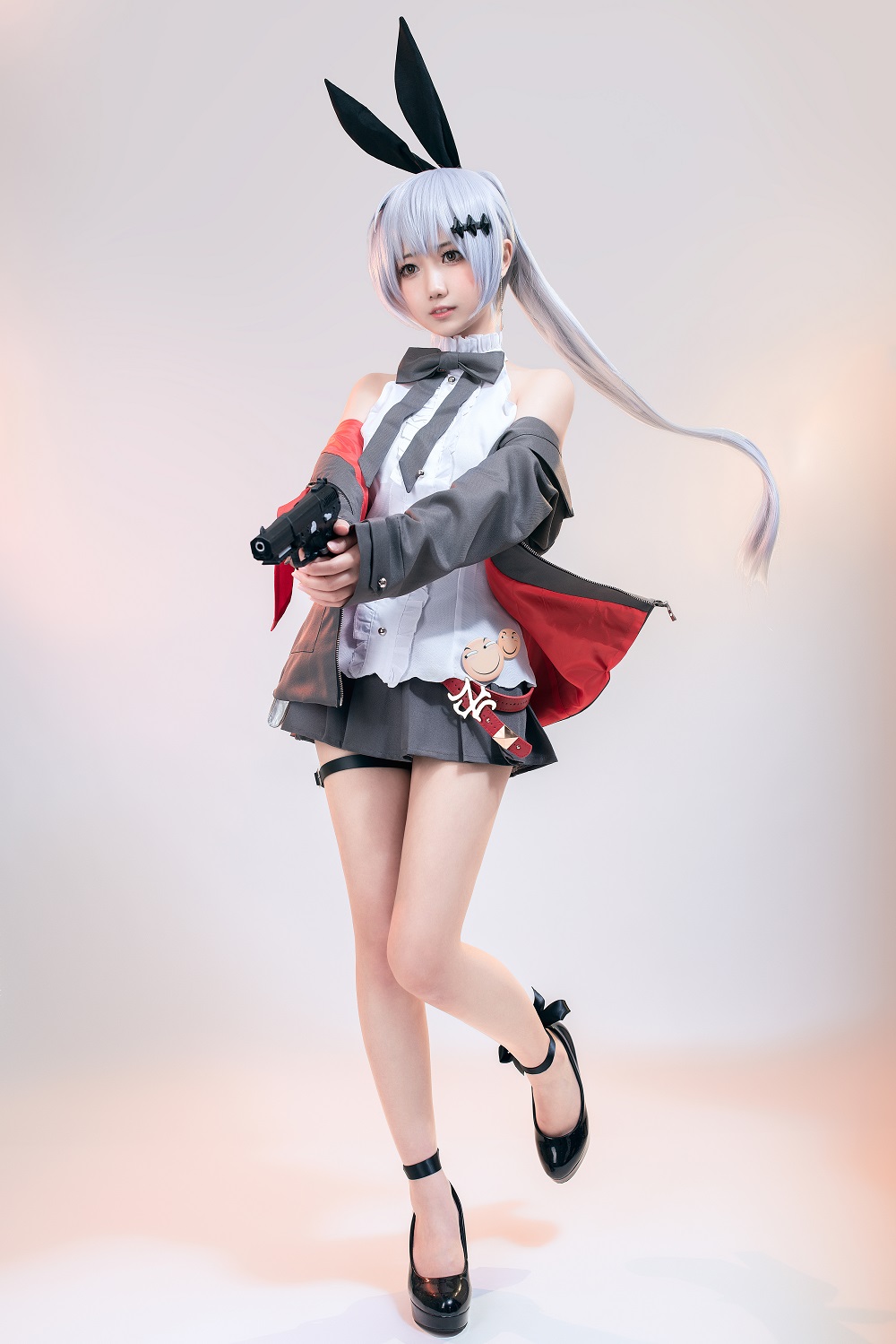 小木曾AYA-少女前线-FN57[20P] COS网红博主 预览2图