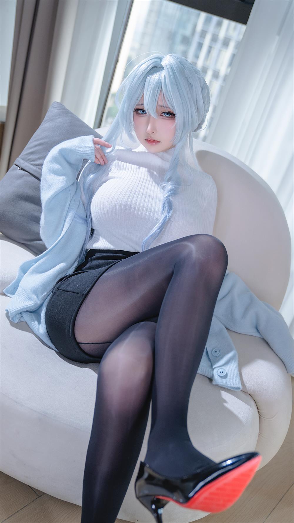 樱梨梨-雪女[32P] COS网红博主 预览1图
