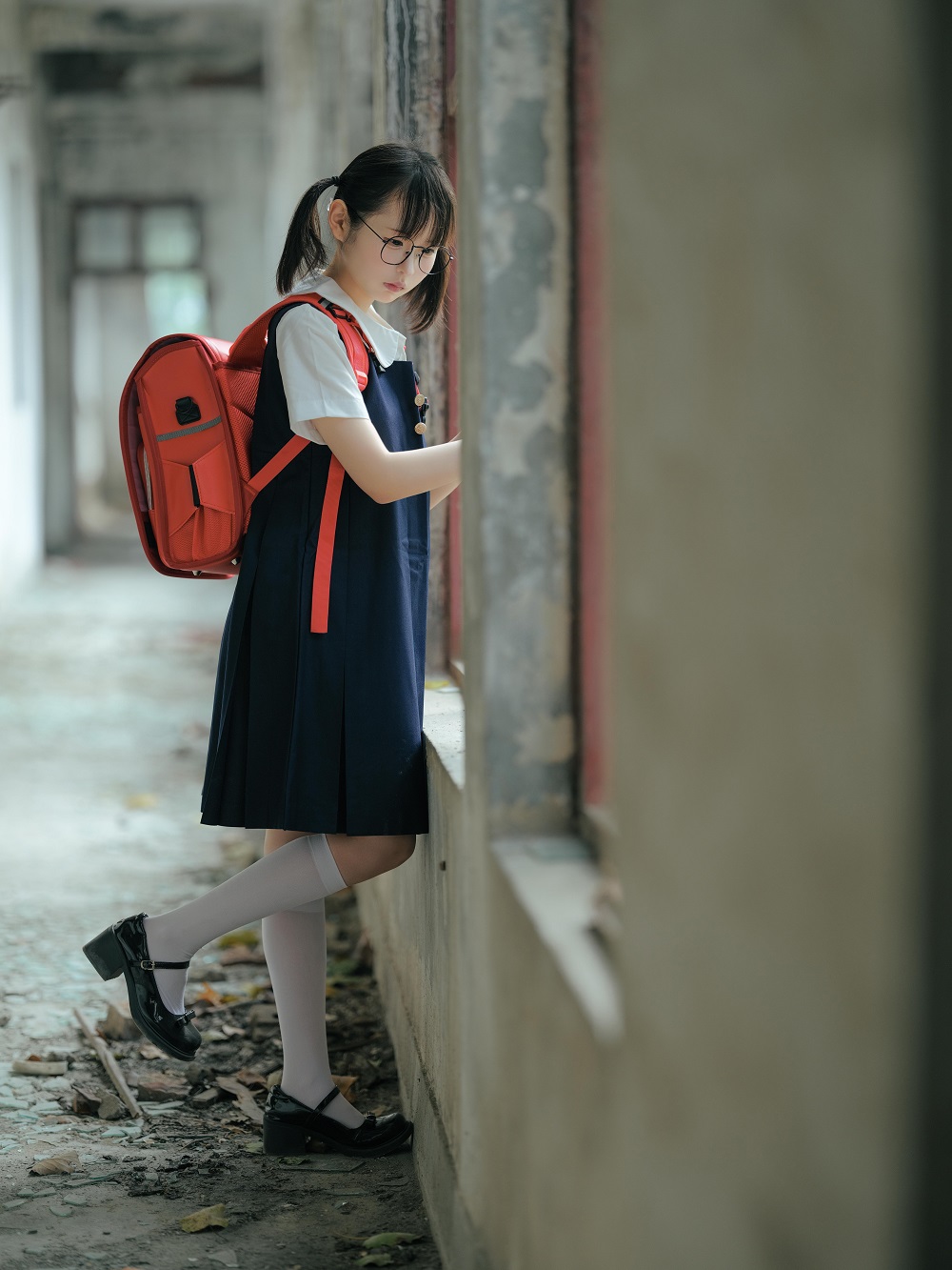 幼水铃衣-失乐园[91P] COS网红博主 预览1图