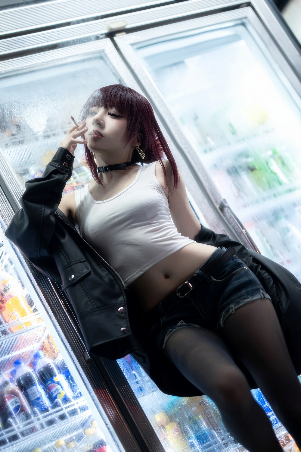 纸悦Etsuko-在超市后门吸烟的二人-田山小姐[23P] COS网红博主 预览2图