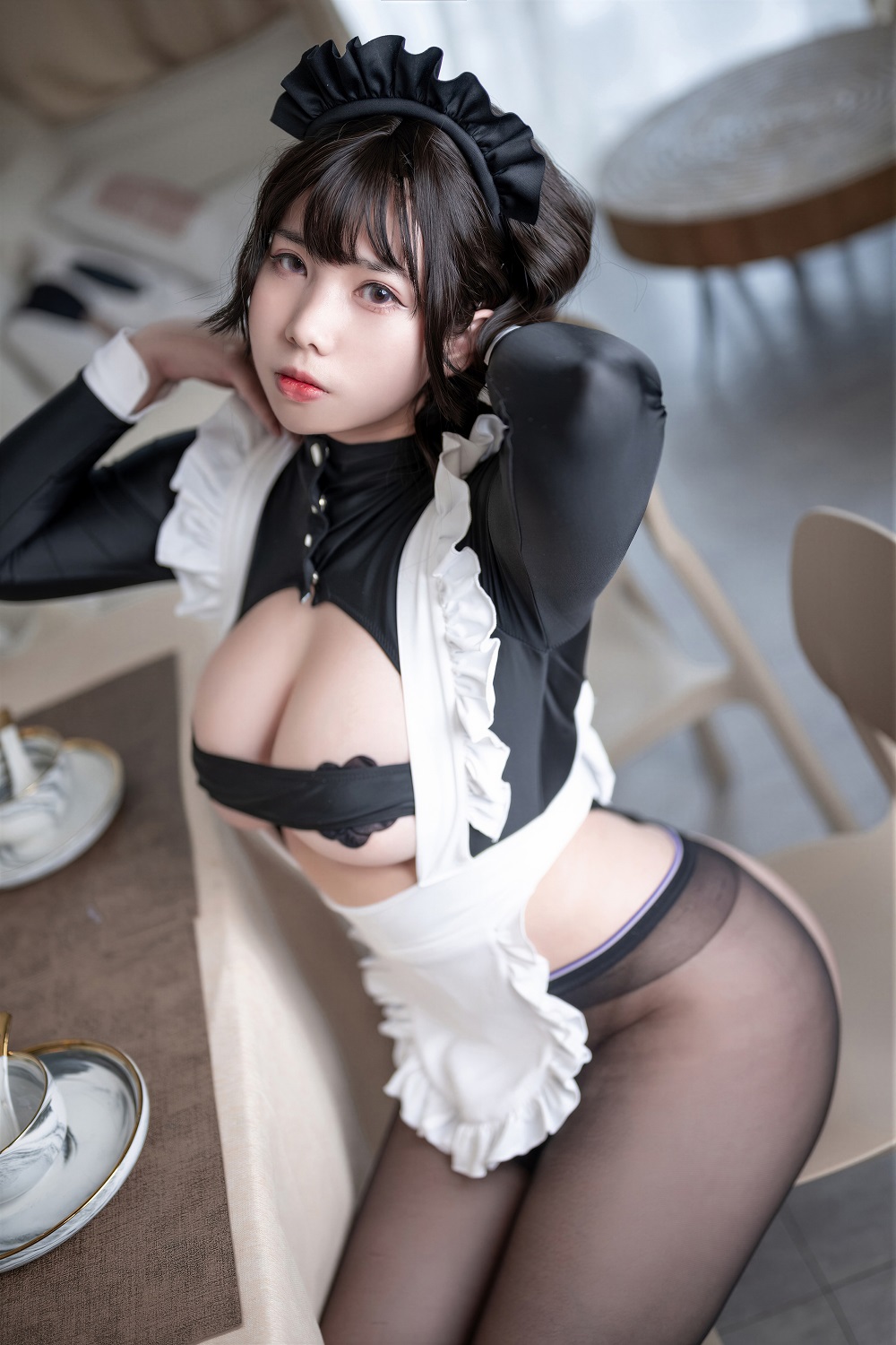 魅瞳Meroko-高叉女仆[67P] COS网红博主 预览1图