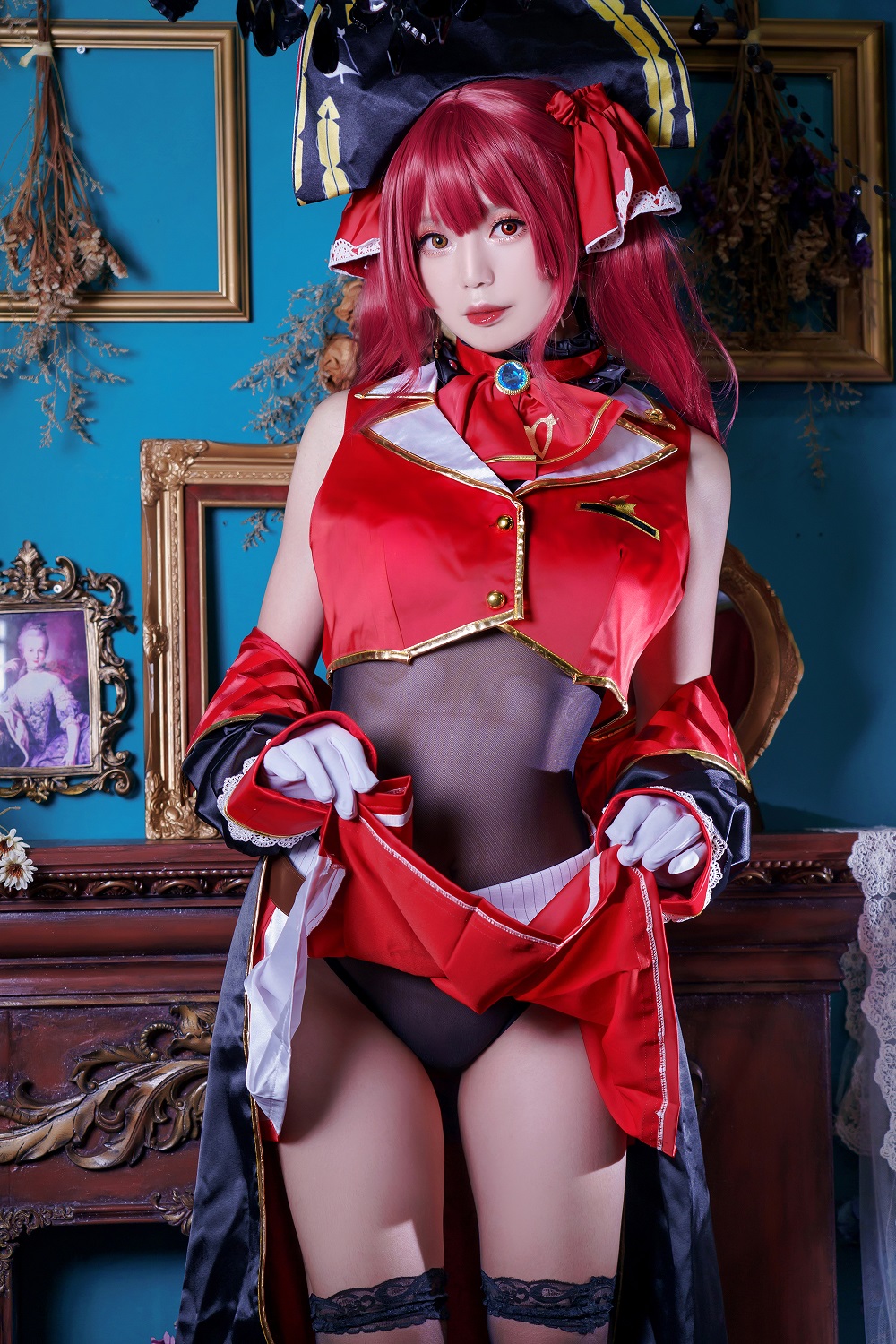 雪猫YukiNeko-Hololive-宝钟玛琳船长[13P] COS网红博主 预览2图
