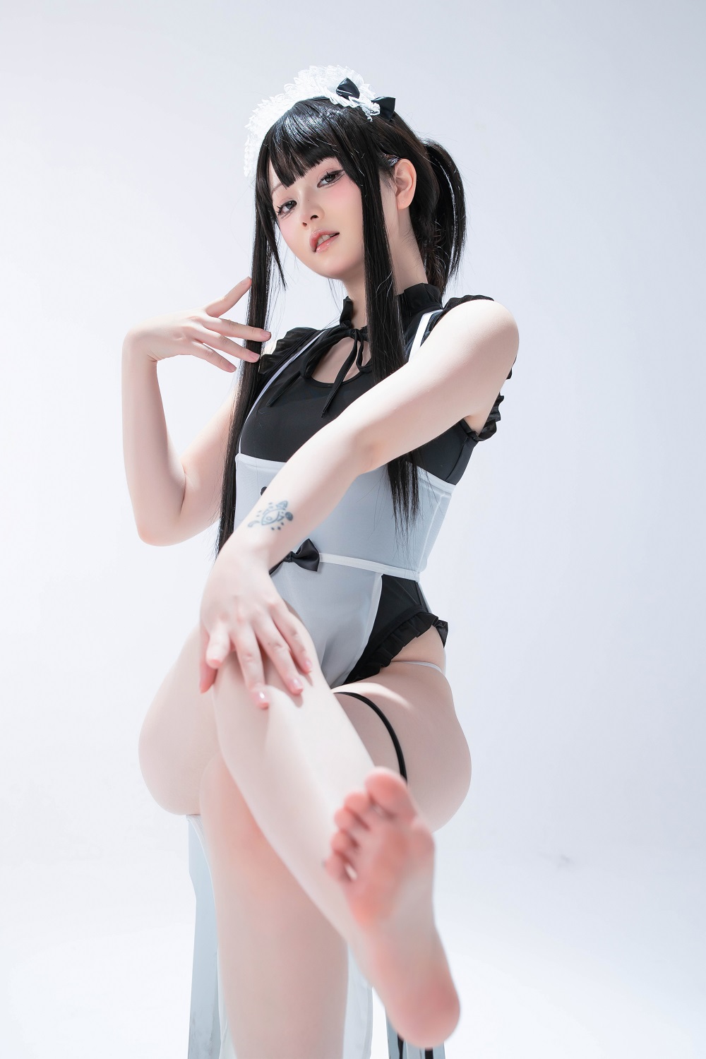 屿鱼Yukako-拉伸教学[48P] COS网红博主 预览2图