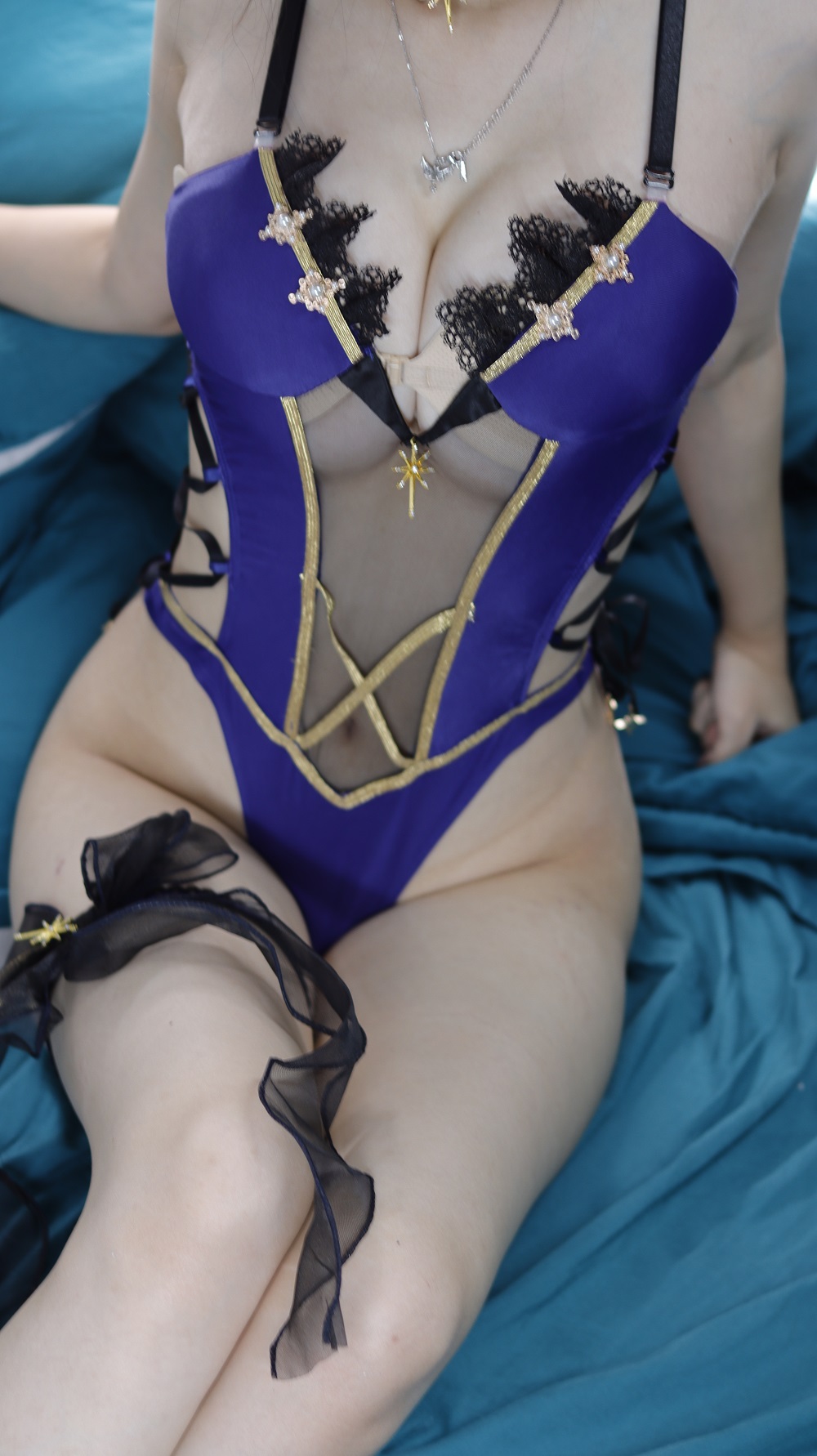 棍之勇者伊蕾娜-原神-莫娜泳装[101P+1V] COS网红博主 预览2图