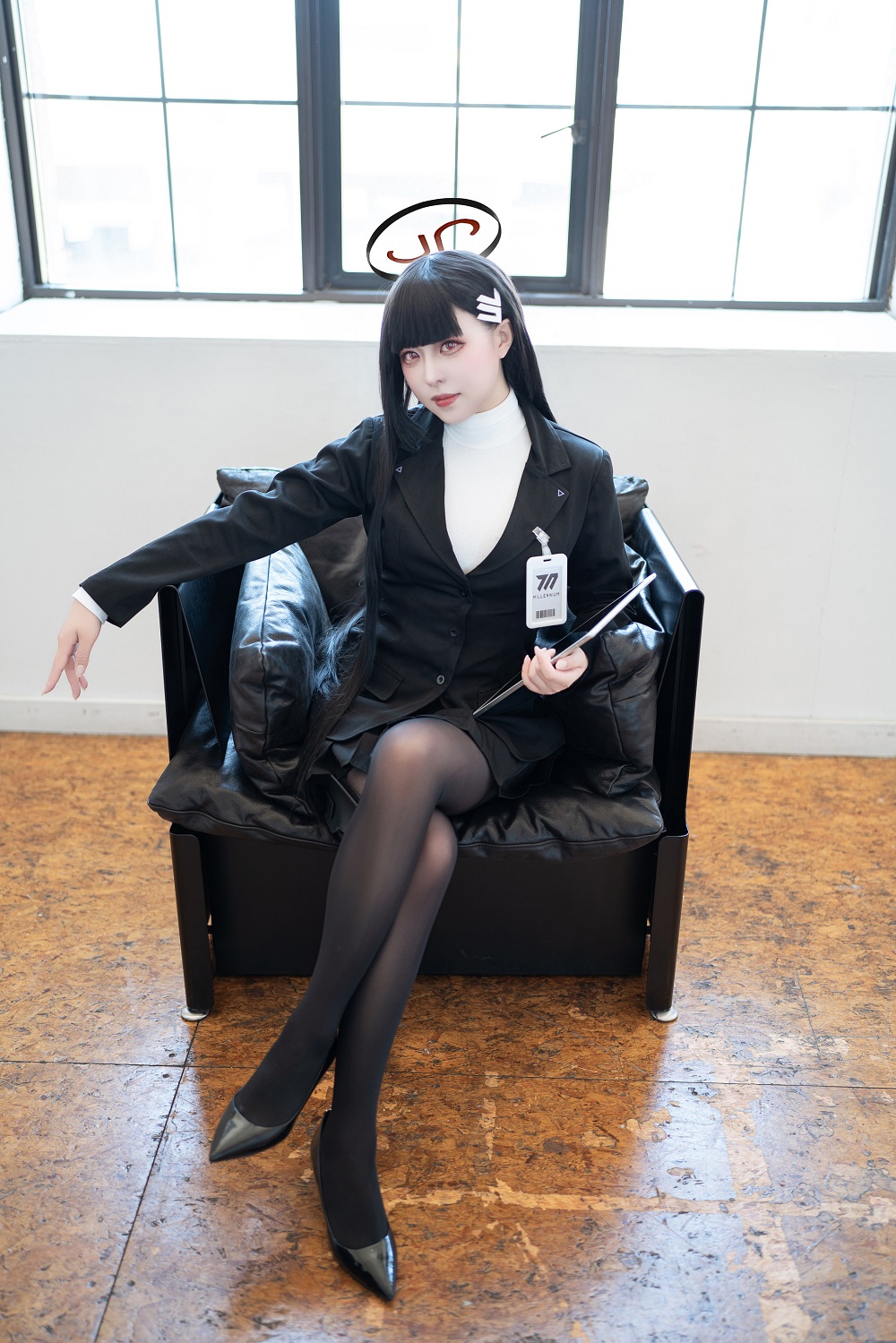 LoveHimeking-蔚蓝档案-调月莉音OL[32P] COS网红博主 预览1图