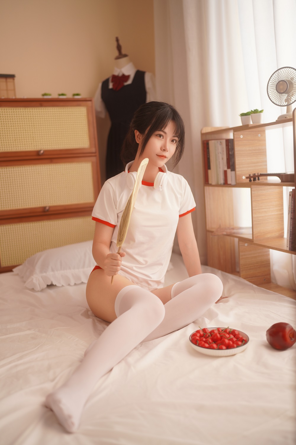 洛城雪Yuki-红色体操服[24P] COS网红博主 预览1图