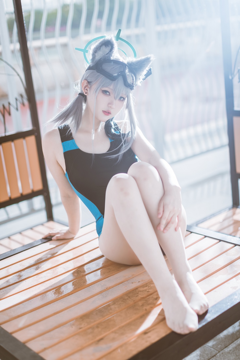 Mercurius-i-蔚蓝档案-砂狼白子水着[15P] COS网红博主 预览1图