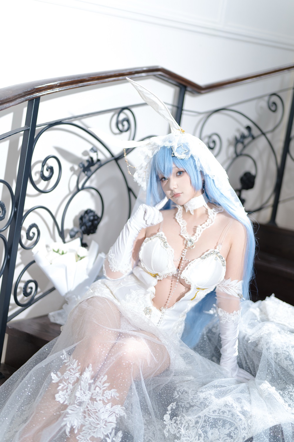 Mercurius-i-碧蓝航线-花园·白雪之仪[35P] COS网红博主 预览1图