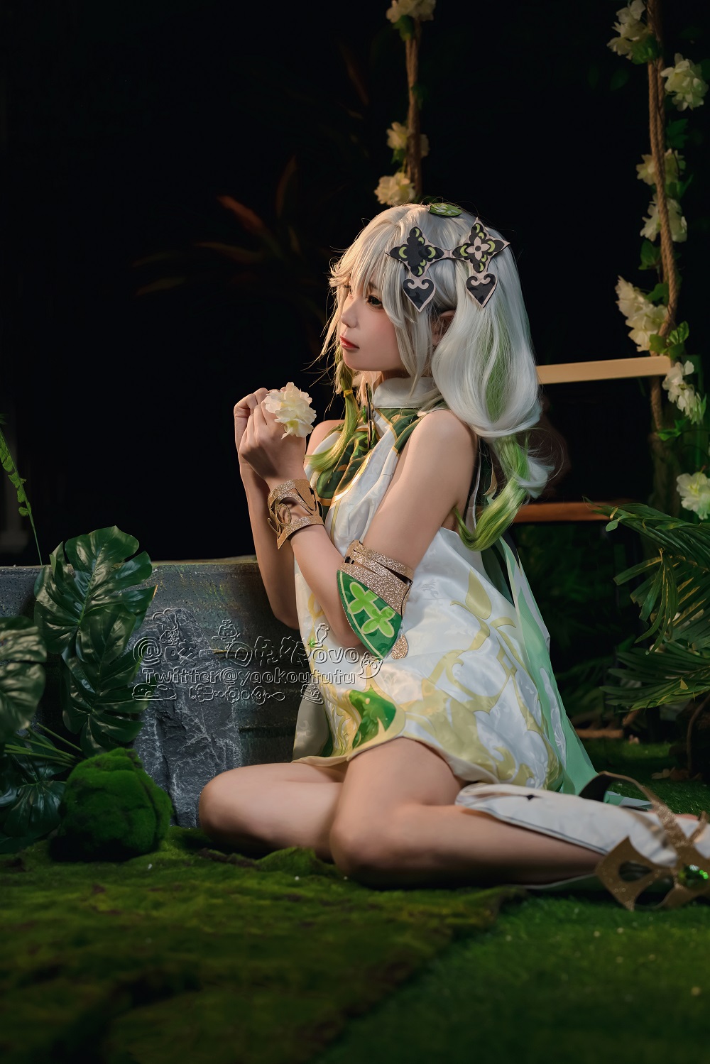 Yiko湿润兔-原神-万年萝莉纳西妲[40P] COS网红博主 预览2图