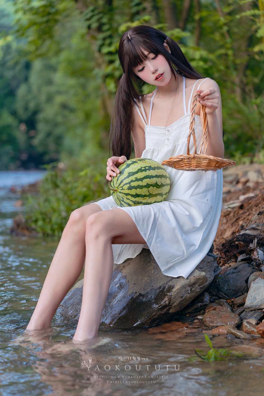 Yiko湿润兔-溯溪之夏·恋爱循环[60P+1V] COS网红博主 预览1图