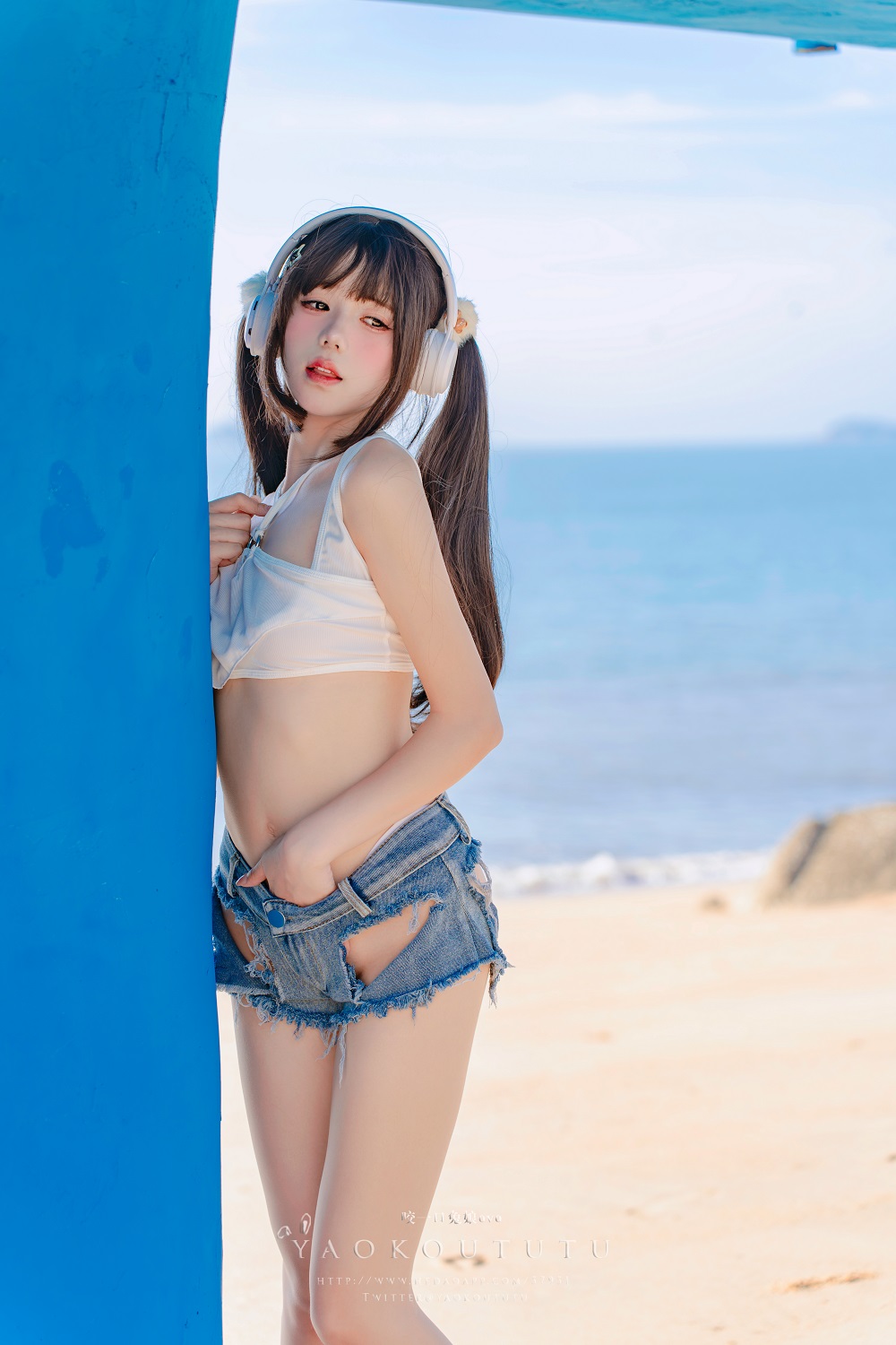 Yiko湿润兔-海音旋律·Mr.Chu[70P+1V] COS网红博主 预览1图