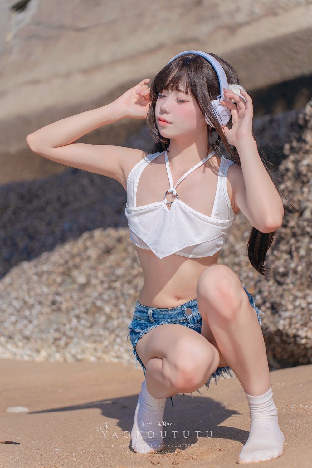 Yiko湿润兔-海音旋律·Mr.Chu[70P+1V] COS网红博主 预览2图