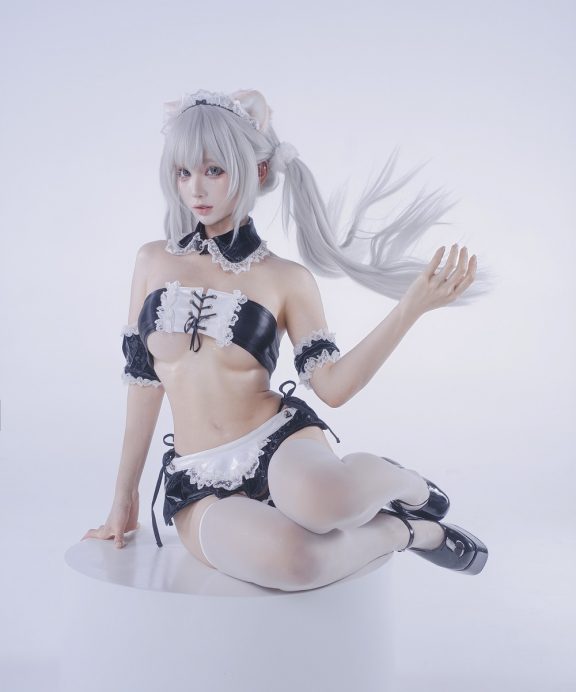 蠢沫沫-白发粉猫[22P]