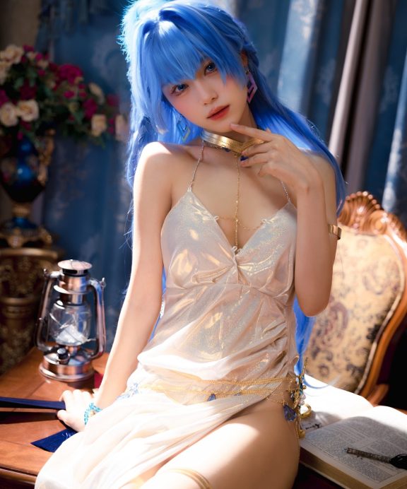 Shika小鹿鹿-Nikke胜利女神-海伦礼服[37P]