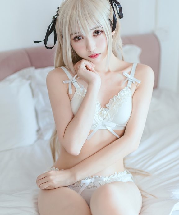 鳗鱼霏儿-穹妹真爱版[21P+2V]