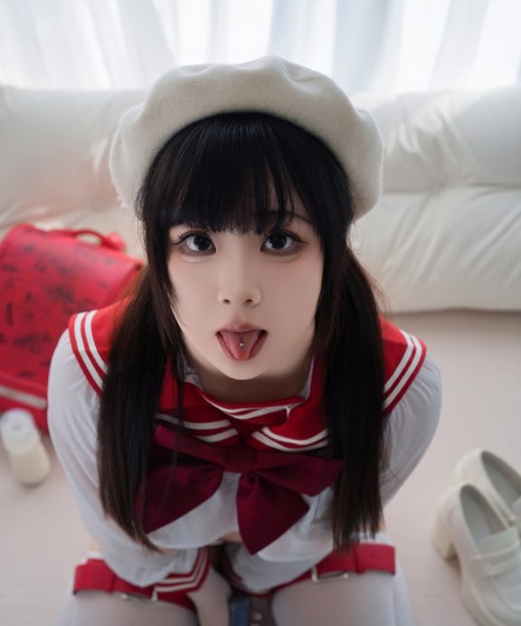 超皮皮皮奶-JK红书包[47P]