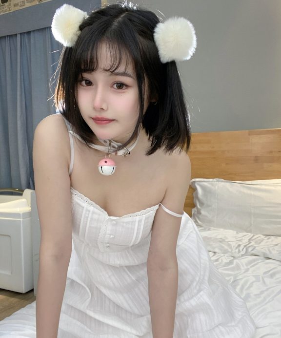 七月喵子-少女心事[34P+3V]
