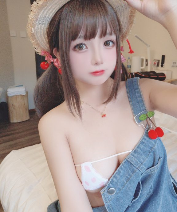日奈娇-背带牛仔裤[44P]