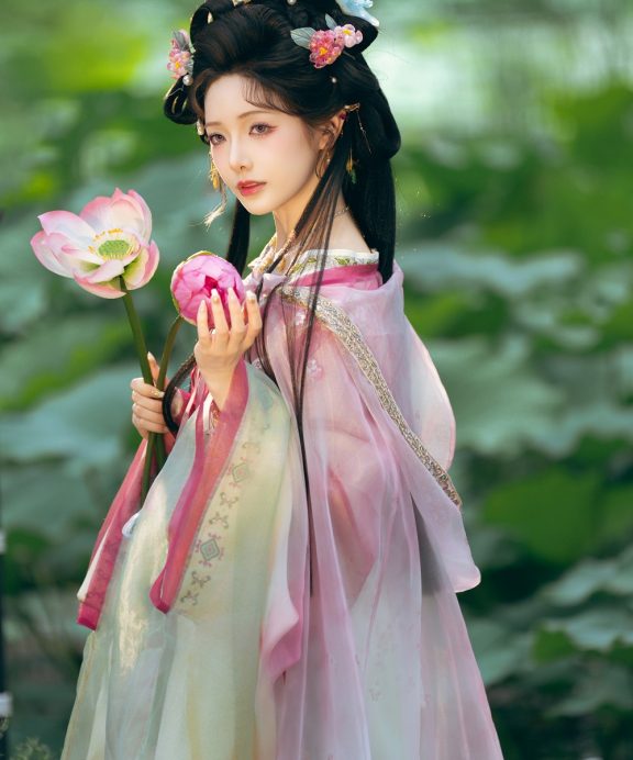 雯妹不讲道理-25年中秋节特辑-古风汉服[20P]