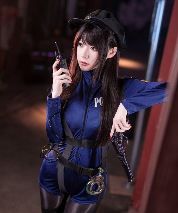 香草喵露露-舰长图-女警制服[40P+1V]