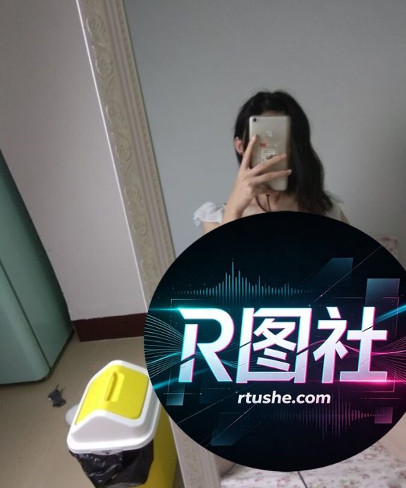 眼酱大魔王w-绝版早期大胆写真集[28P]