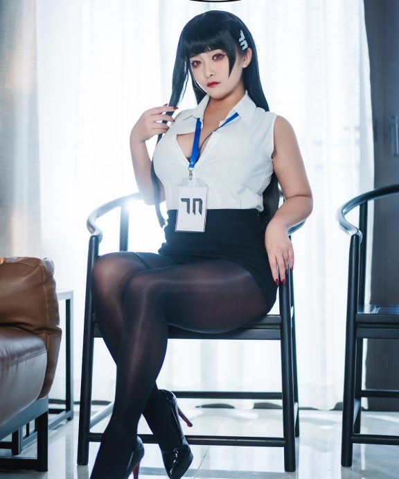 洛璃LoLiSAMA-蔚蓝档案-调月莉音OL[72P+1V]