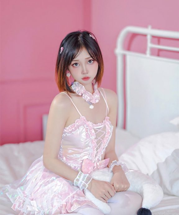 野田洛L-粉裙雪糕[32P]