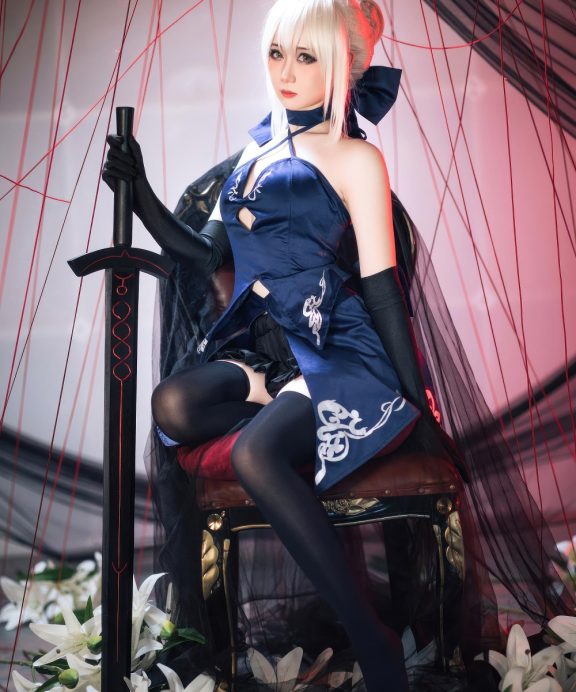 焖焖碳-FGO-黑Saber三破礼服[30P]