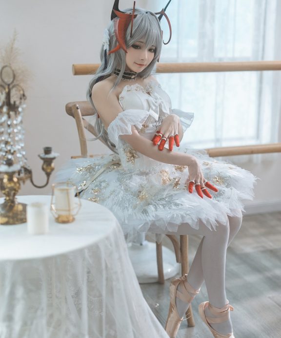 是三不是世w-明日方舟-W芭蕾[27P]
