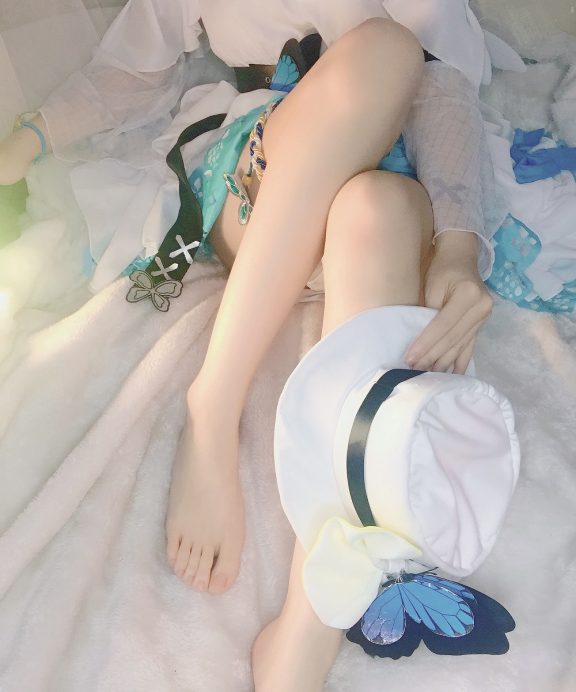 Seele麦麦-崩坏3-希儿夏雪铃兰jio[24P]