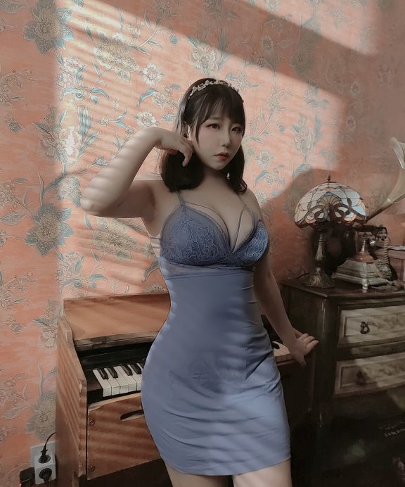 穆零Mu0-吊带睡衣[52P+8V]