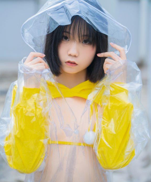 一只小栗奈-天台小雨衣[169P+1V]