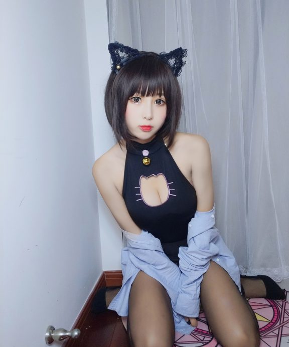 雯粥粥i-露背猫咪[6P+2V]