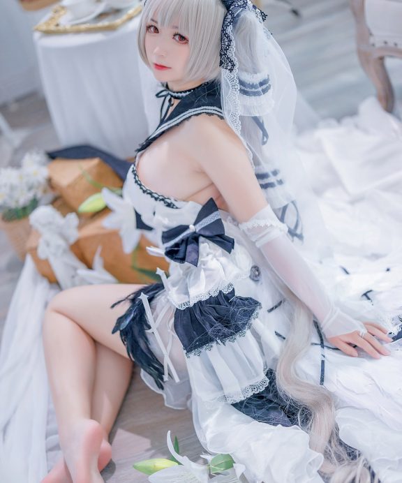 樱落Selena-碧蓝航线-可畏礼服[20P]
