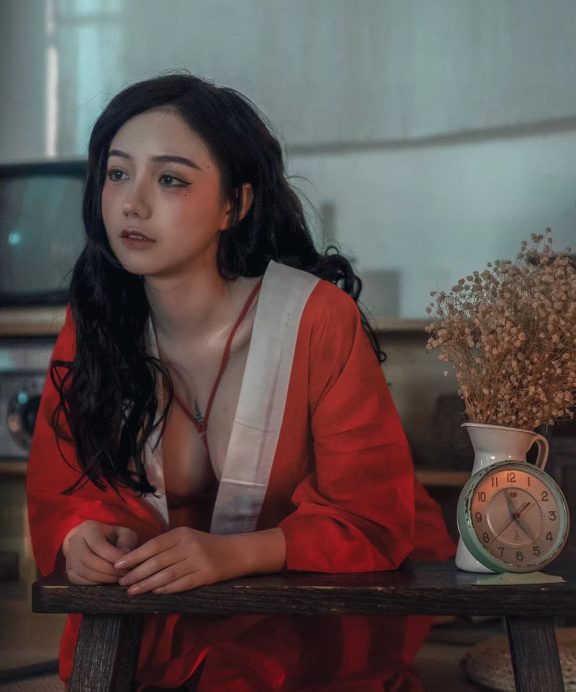 洛丽塔大哥-红色内衣[18P]