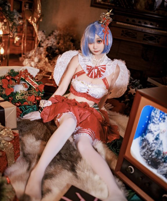 阿雪雪yuki-从零开始的异世界生活-蕾姆圣诞小天使[86P]