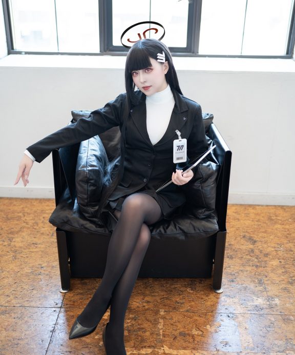 LoveHimeking-蔚蓝档案-调月莉音OL[32P]