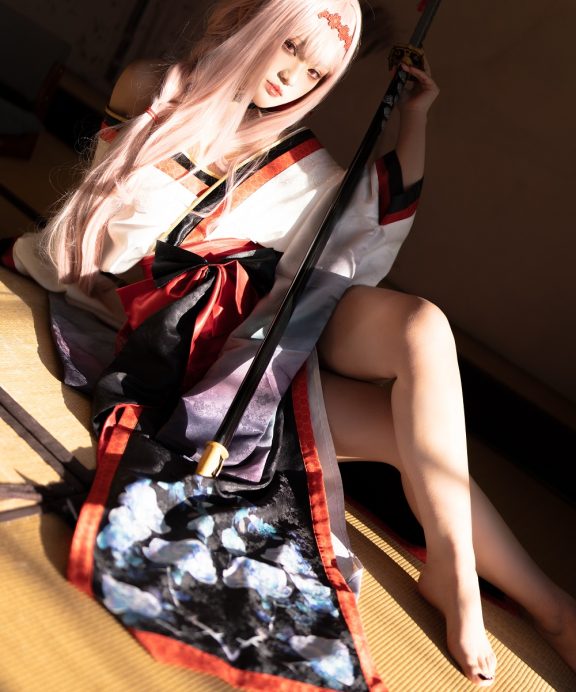 Mercurius-i-Nikke胜利女神-红莲·暗影莲花[35P]