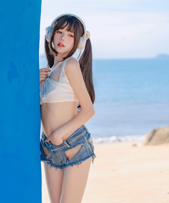 Yiko湿润兔-海音旋律·Mr.Chu[70P+1V]